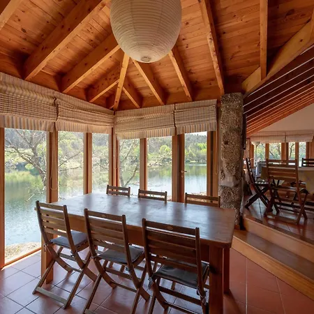 Mansion Amidst Vineyards Of Dao Valley, Cleaning Included