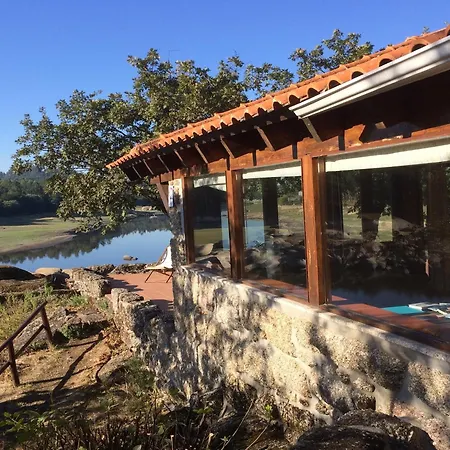 Mansion Amidst Vineyards Of Dao Valley, Cleaning Included Treixedo